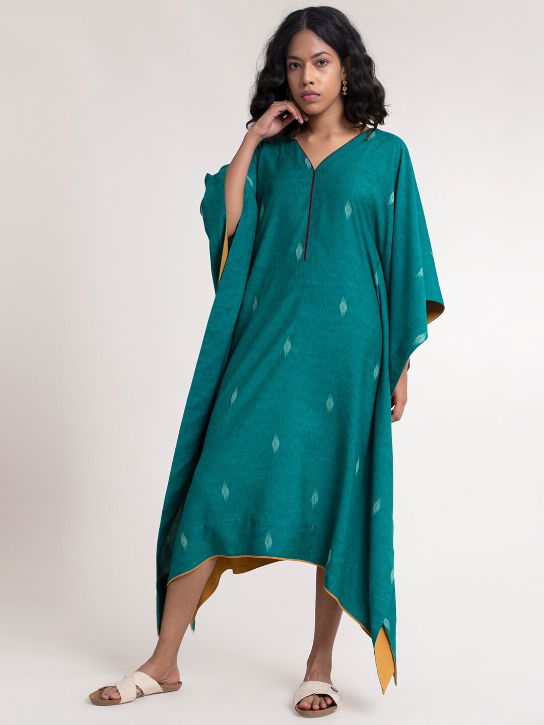 

Pink Fort Women Green Kaftan Midi Dress