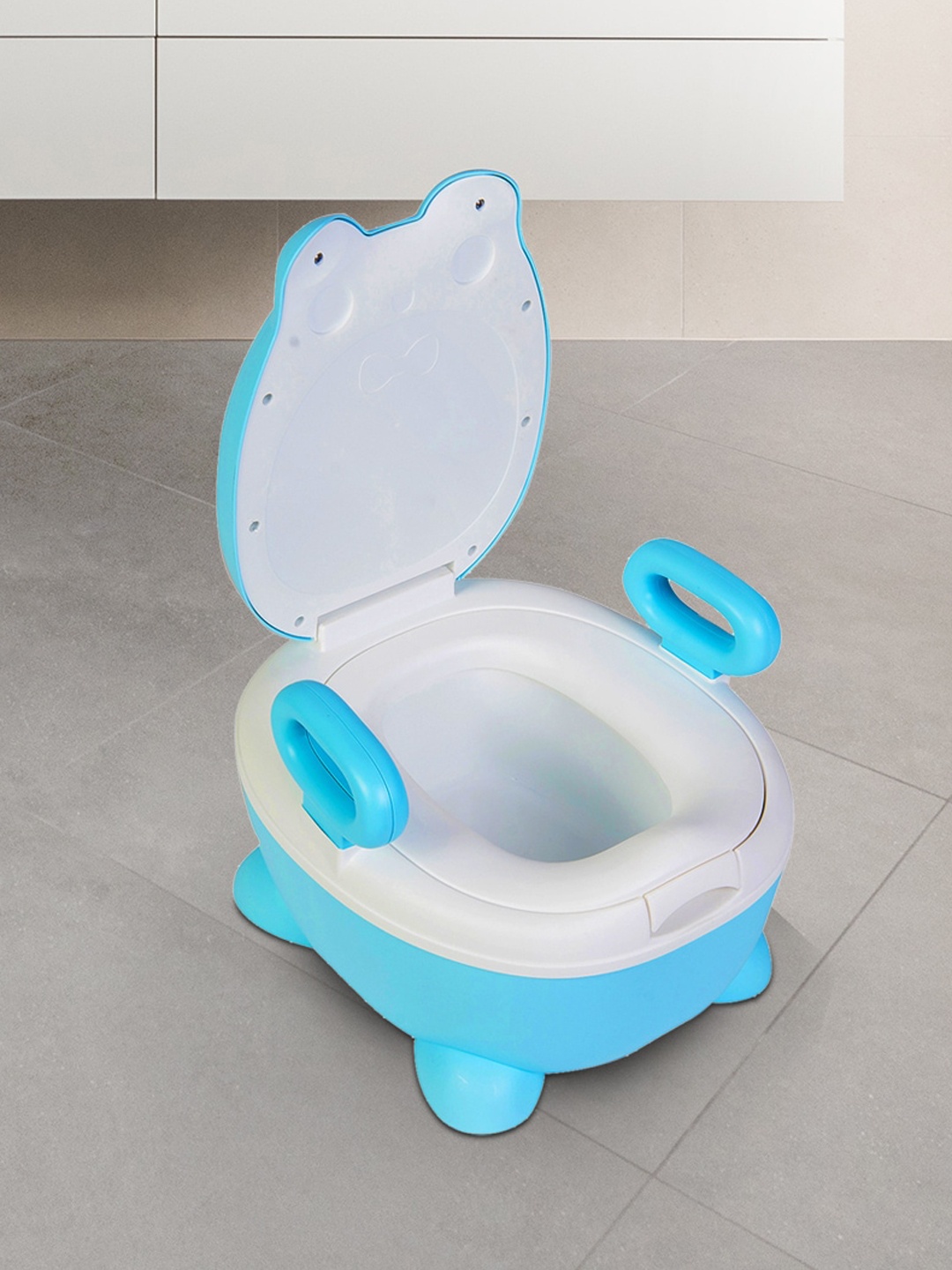 

Baby Moo Blue & White Detachable Potty Chair