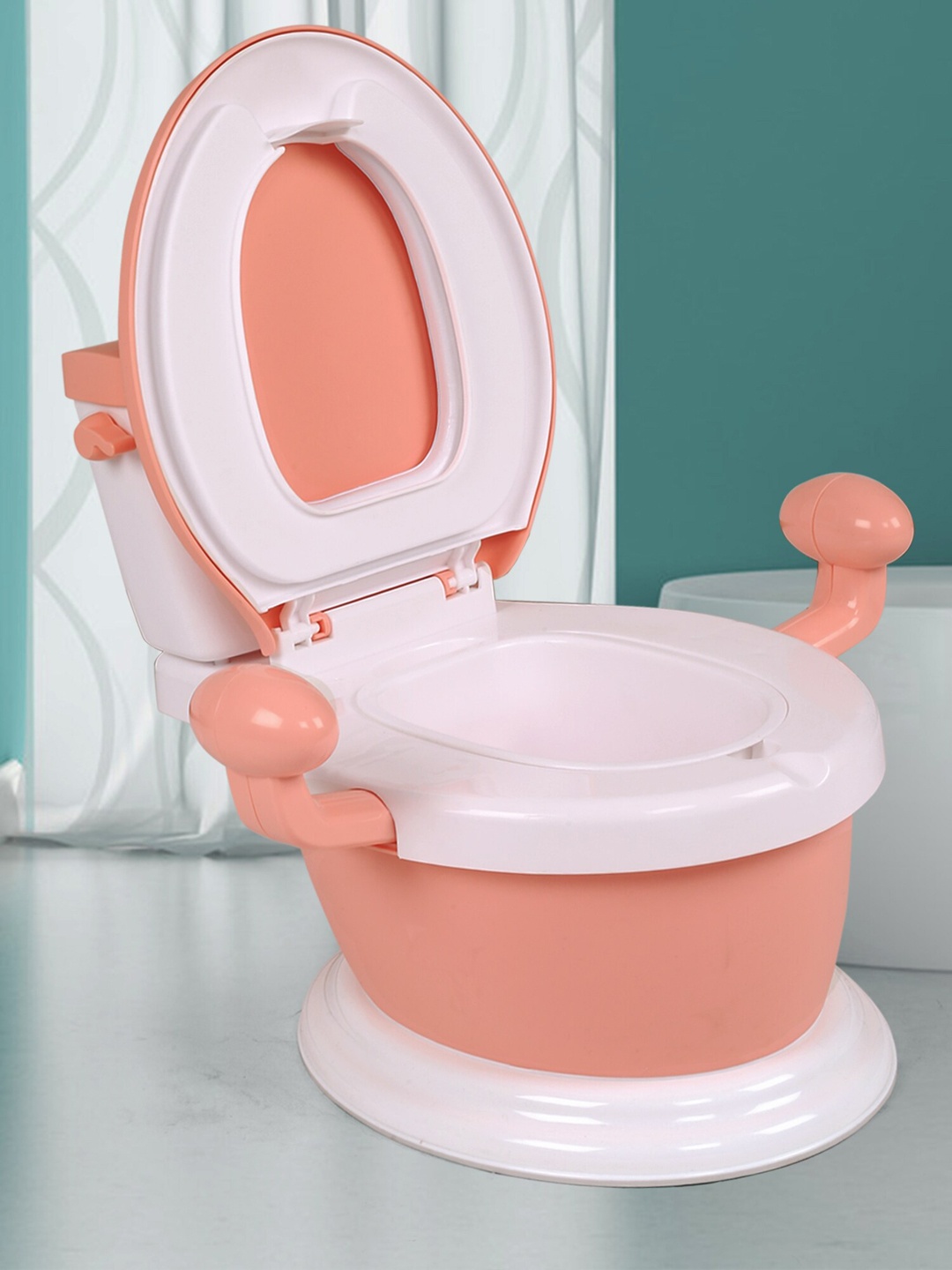 

Baby Moo Kids Peach-Coloured Potty Chair with A Comfortable Seat