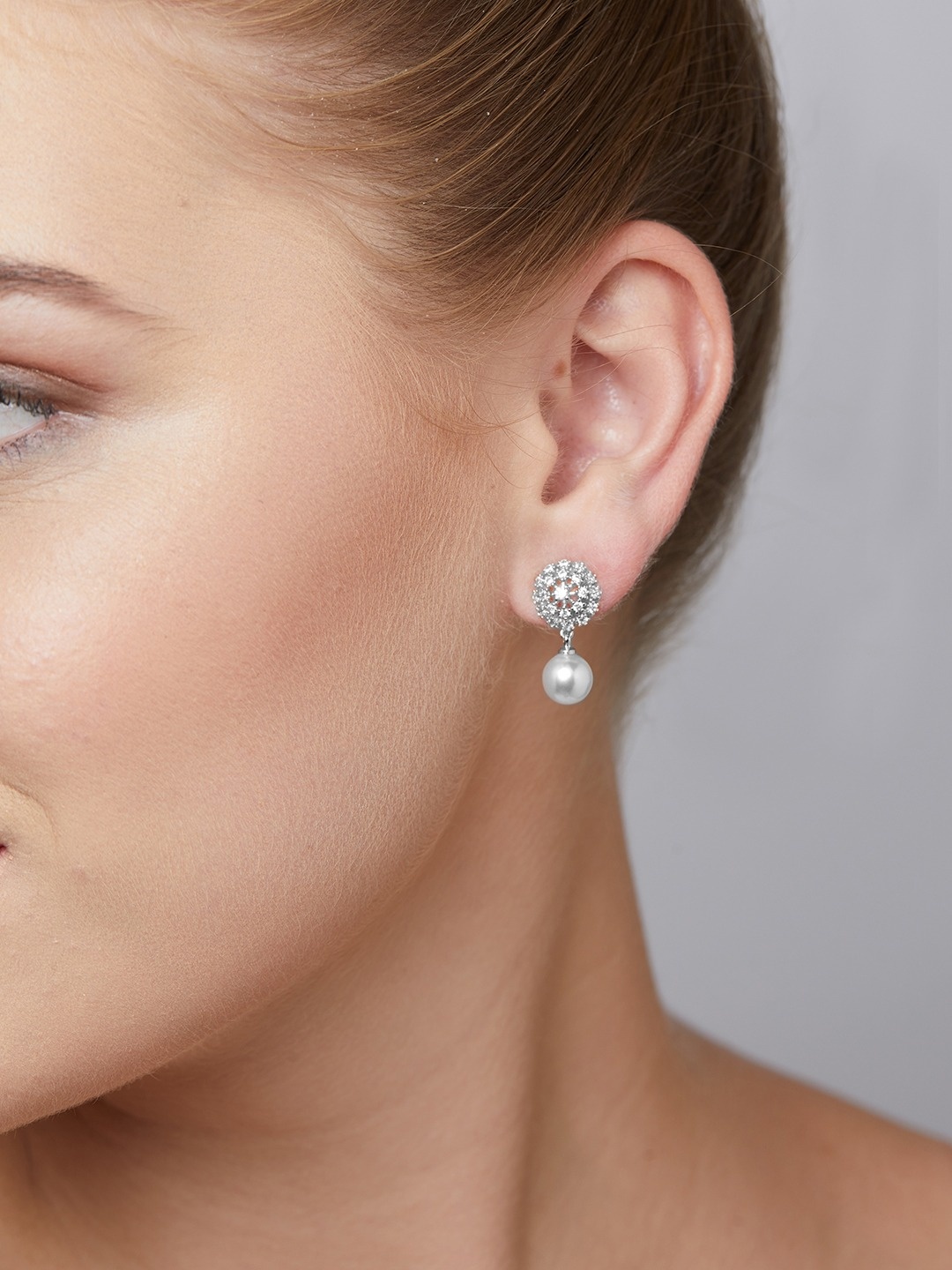 

AMI Silver-Toned Contemporary Drop Earrings