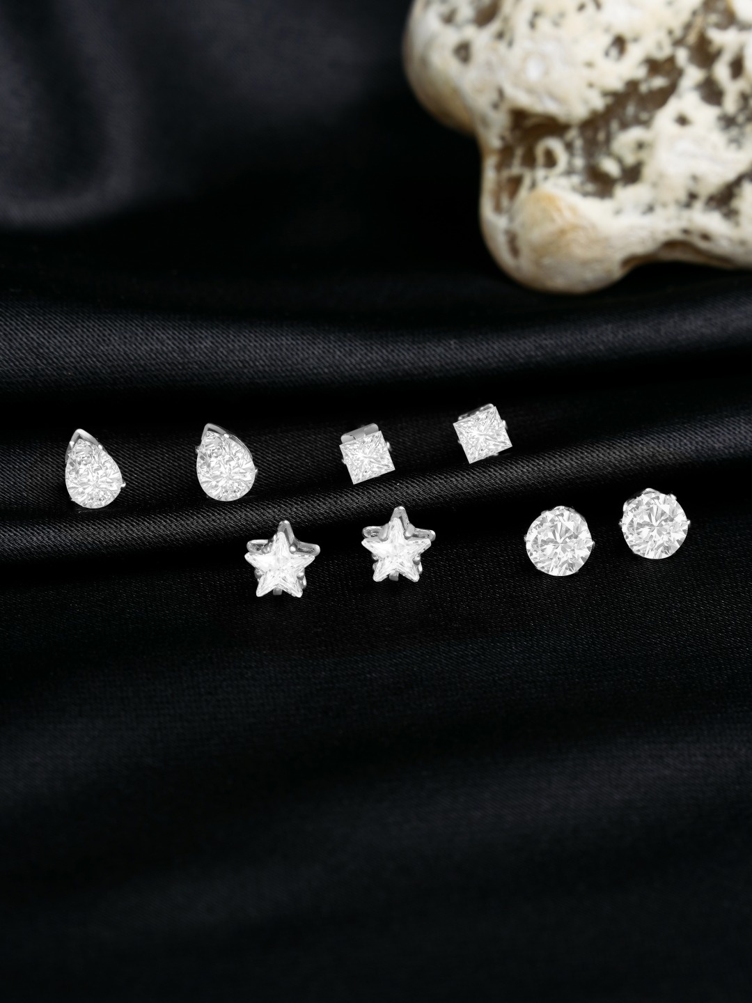 

AMI Set Of 4 Silver-Toned Contemporary Studs Earrings