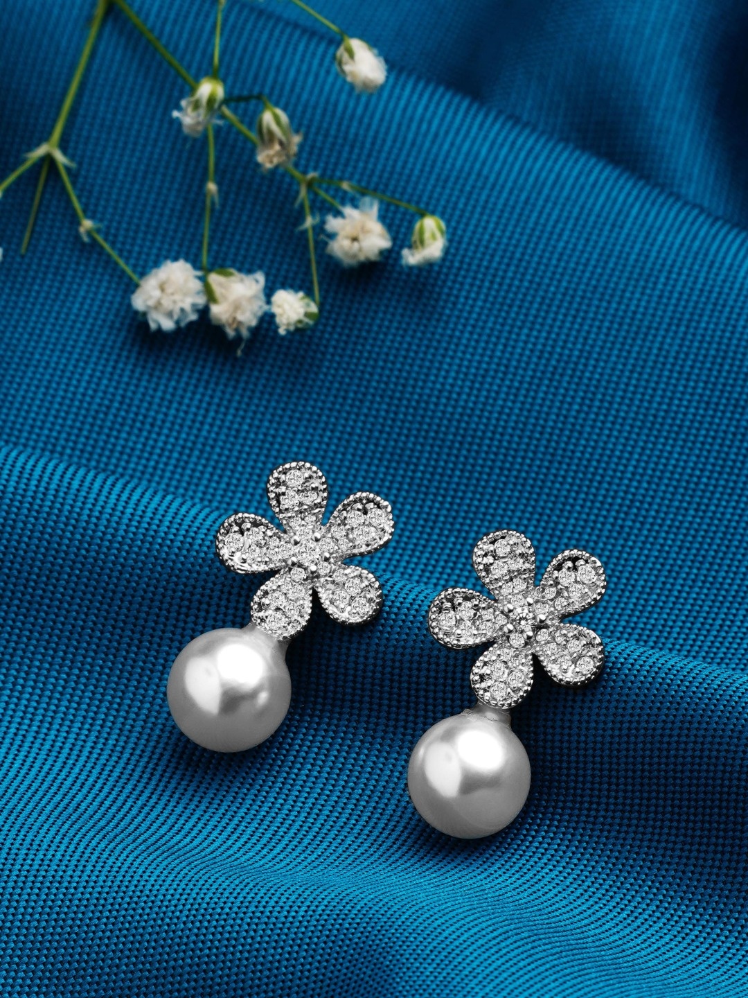 

AMI Silver-Toned Contemporary Studs Earrings