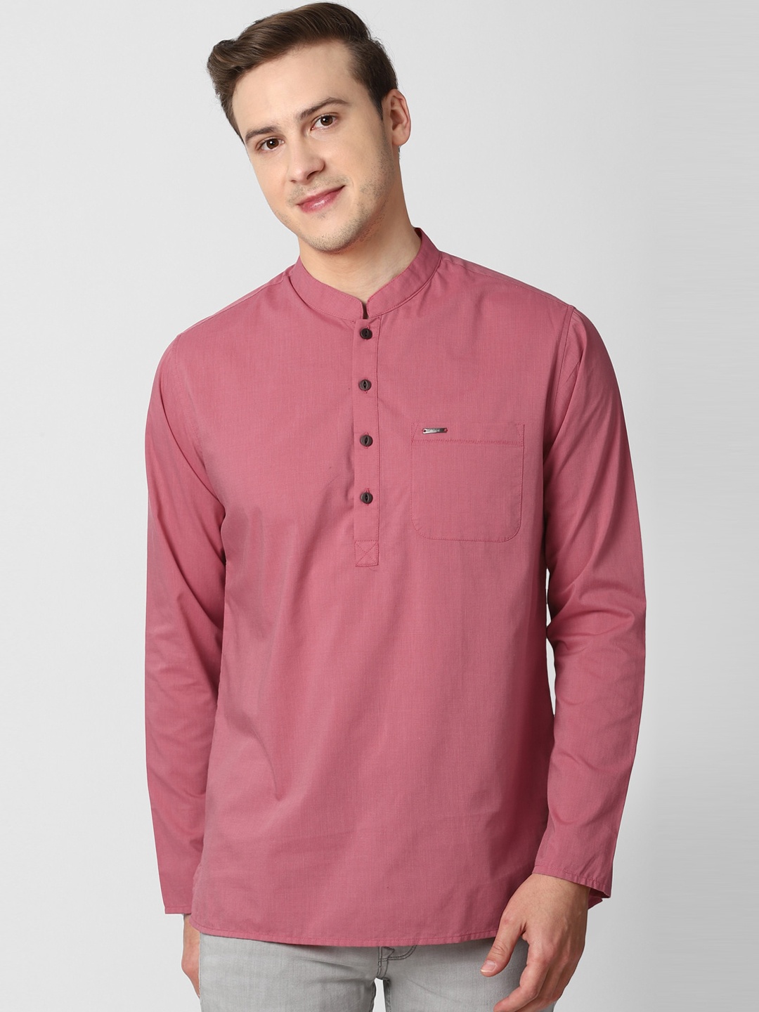 

Peter England Men Red Solid Straight Kurta