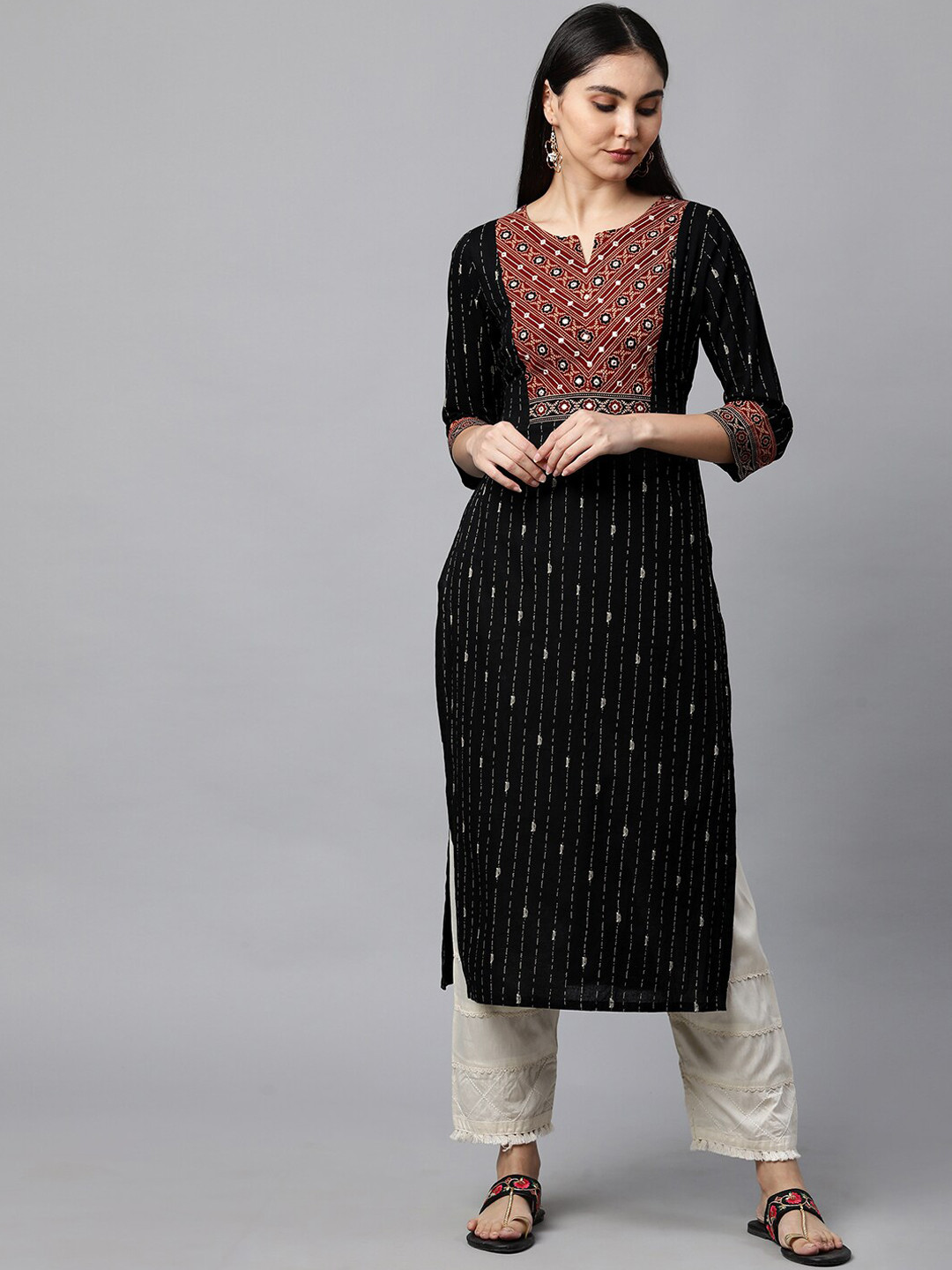 

FASHOR Women Black Geometric Striped Keyhole Neck Flared Sleeves Thread Work Anarkali Kurta