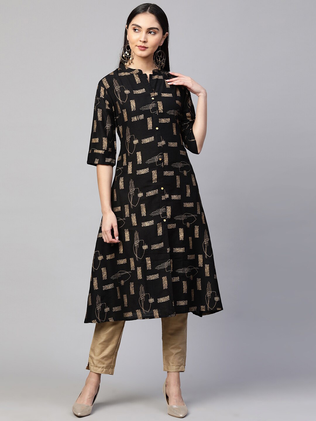 

FASHOR Women Black & Gold-Coloured Foil Printed Dupion Silk Kurta with Trousers