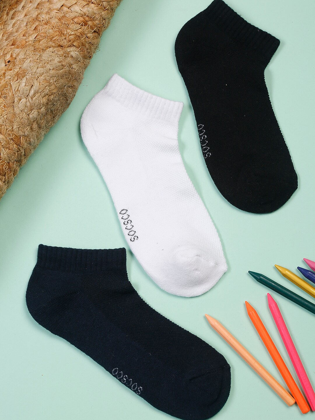 

MUTAQINOTI Men Pack Of 3 Assorted Ankle Length Antimicrobial Socks
