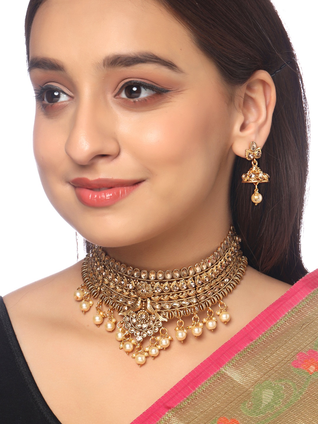 

Yellow Chimes White Gold-Plated Kundan-Studded & Pearl Beaded Jewellery Set