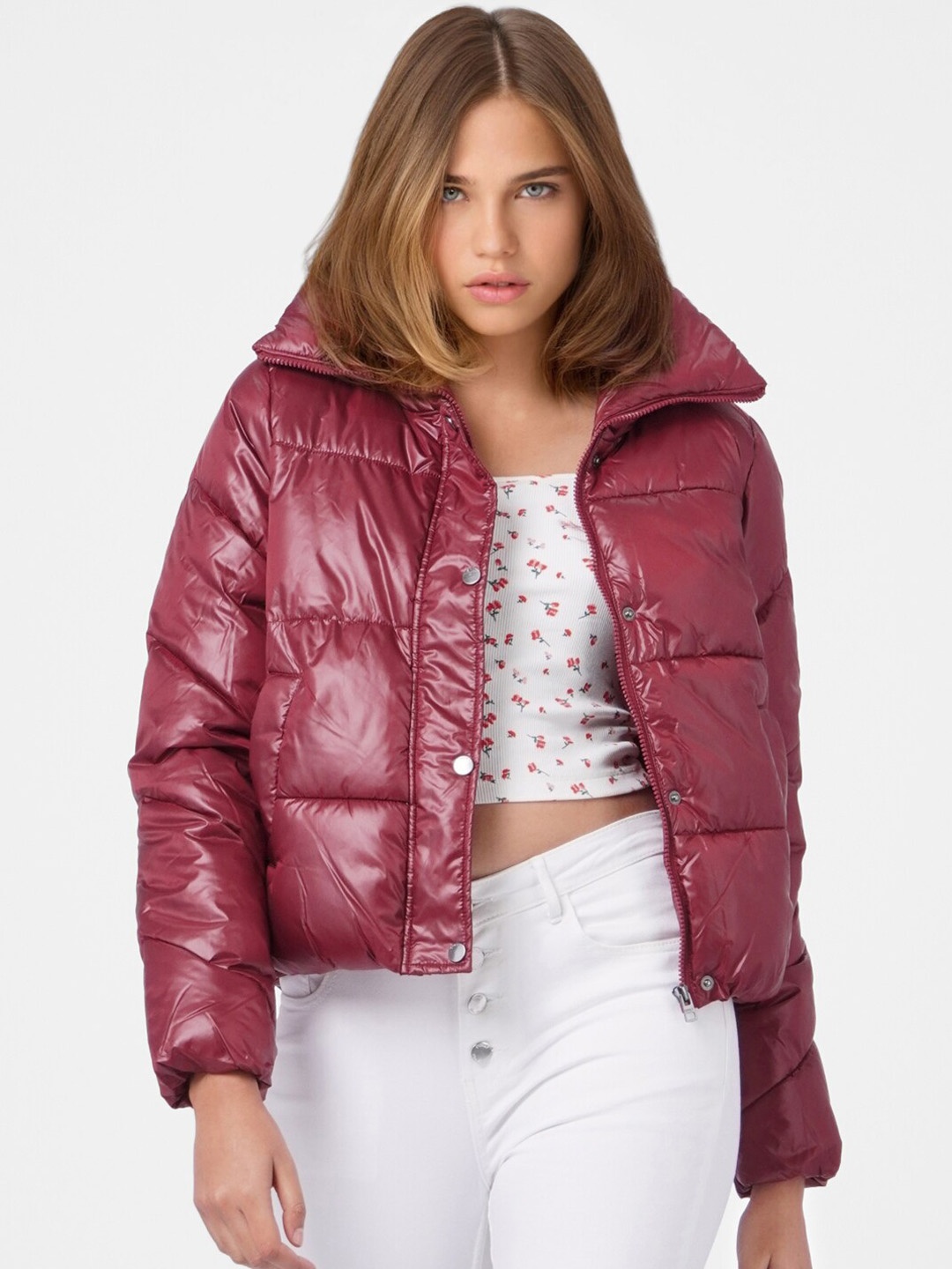 

ONLY Women Red Solid Crop Padded Jacket