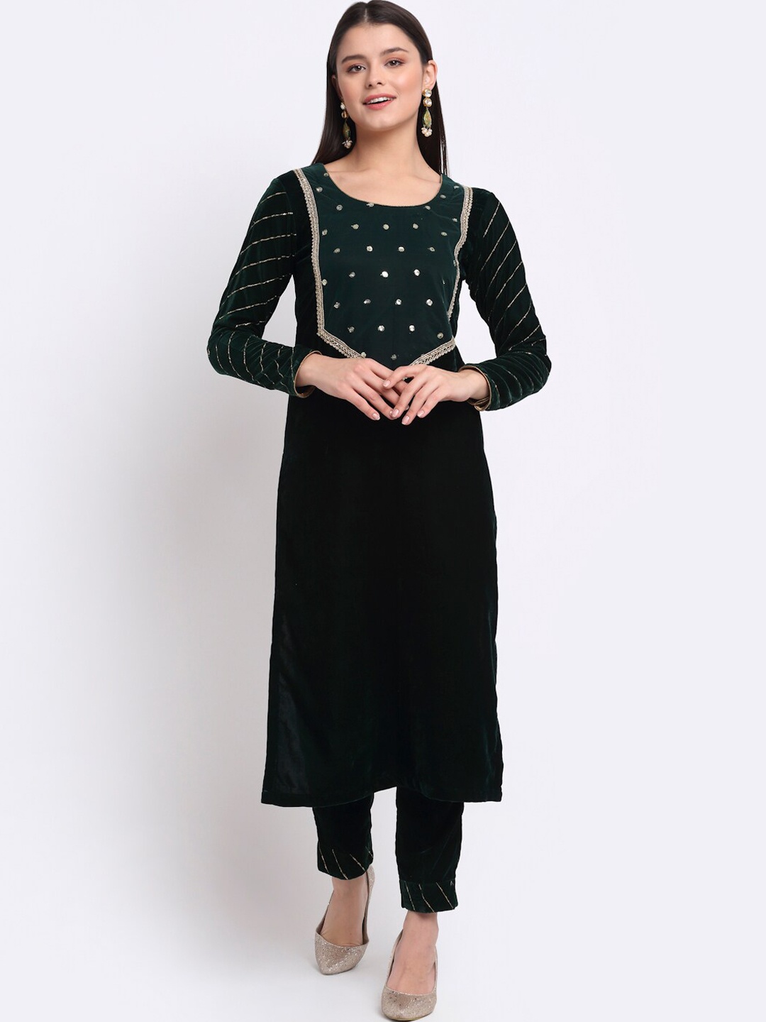 

anokherang Women Green Floral Embroidered Sequinned Velvet Kurta with Trousers