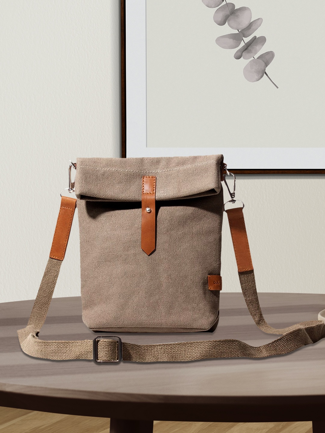 

DailyObjects Beige Structured Handheld Bag