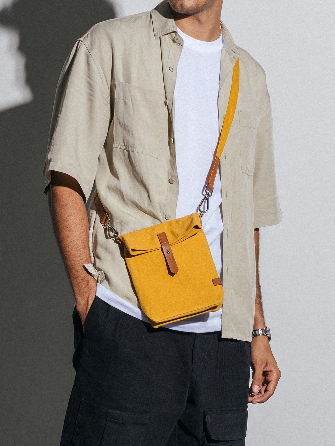 

DailyObjects Yellow Structured Sling Bag