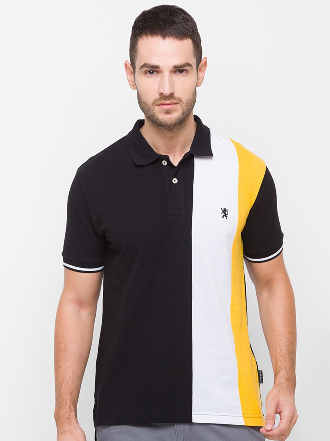 

GIORDANO Men Black & White Colourblocked Polo Collar Slim Fit Cotton T-shirt