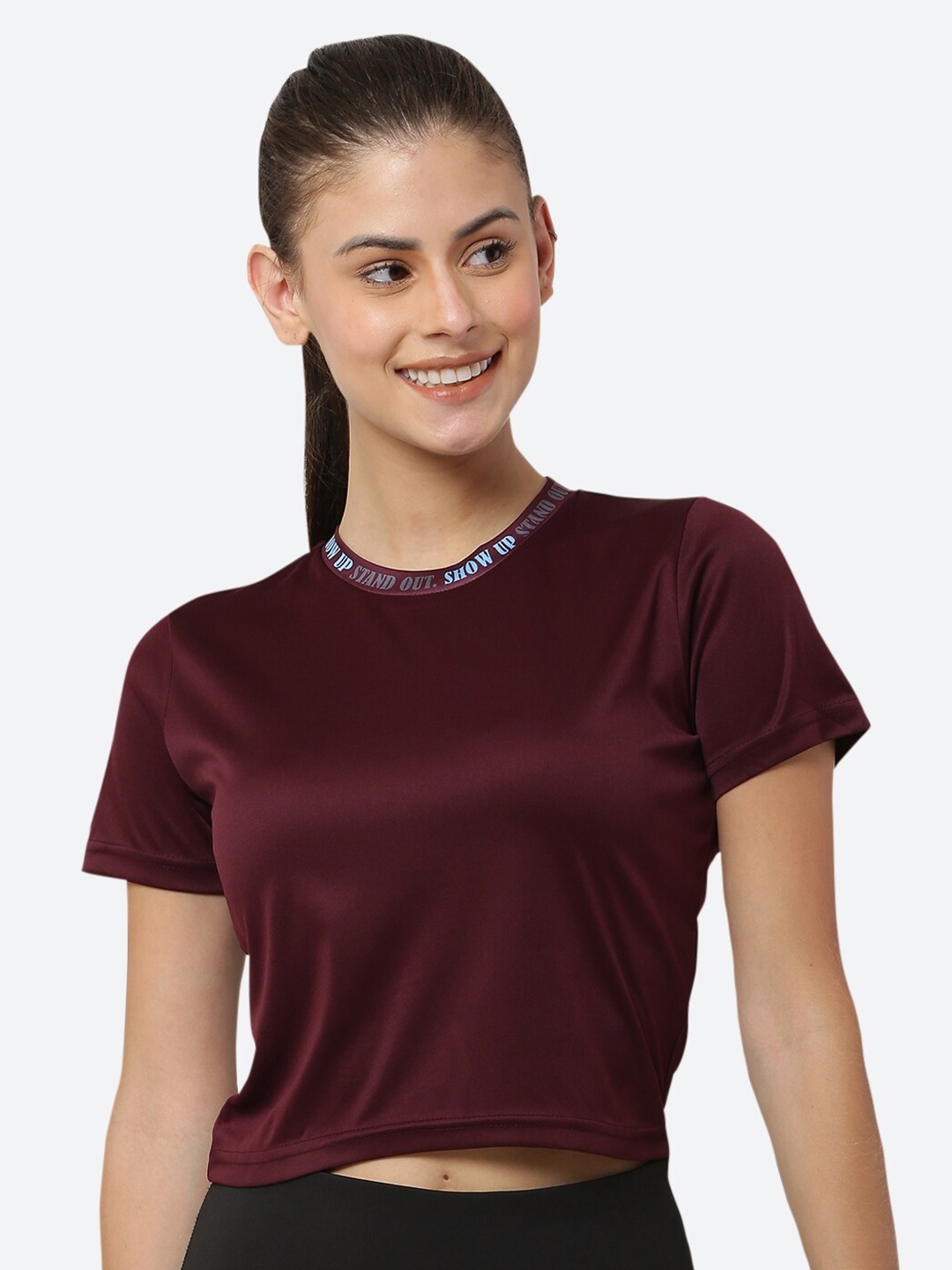 

FITLEASURE Red Essential Crop Top