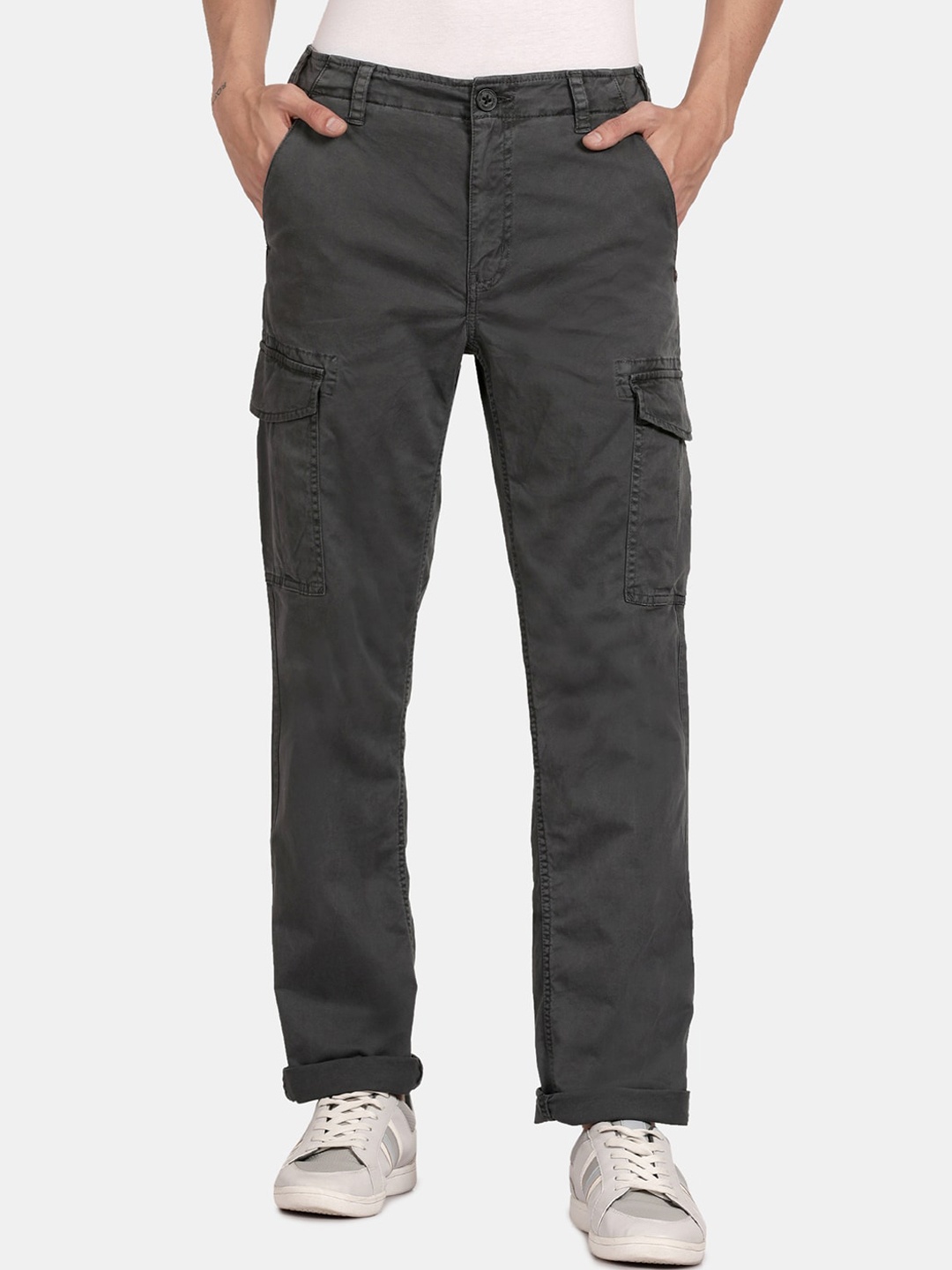 

t-base Men Grey Cargos Trousers