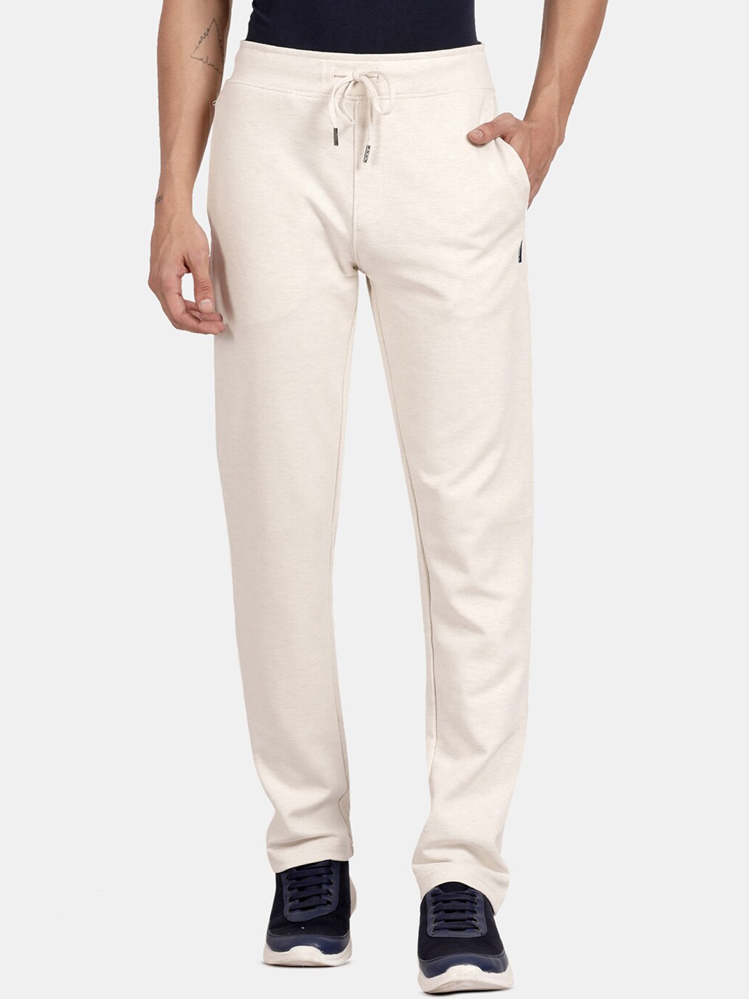 

t-base Men Off-White Solid Trackpants