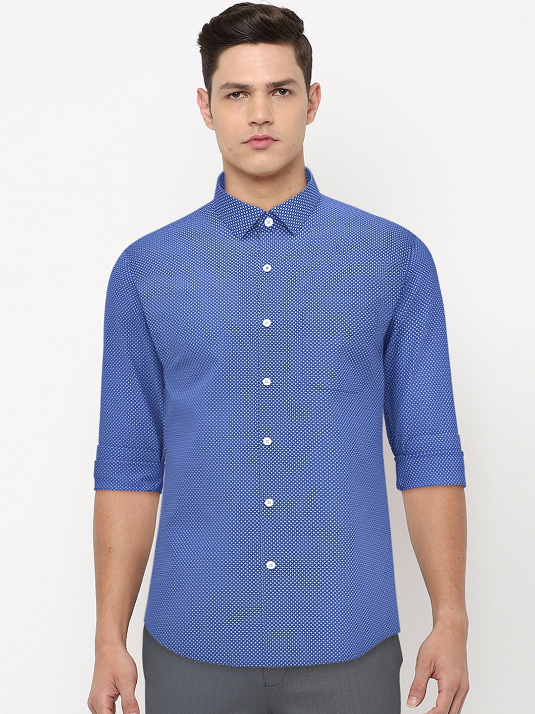 

Peter England Men Blue Printed Pure Cotton Formal Shirt