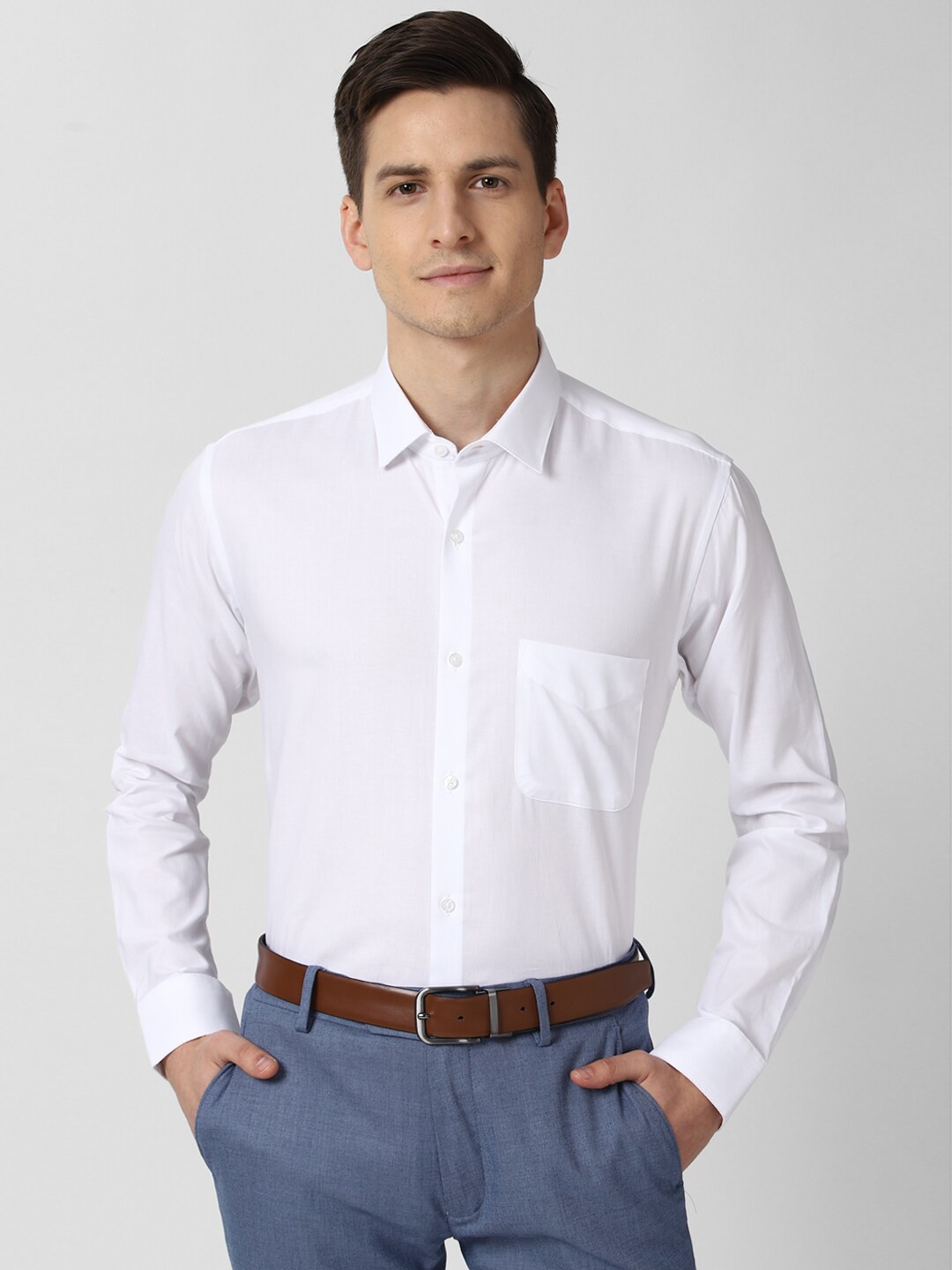 

Peter England Men White Solid Pure Cotton Formal Shirt