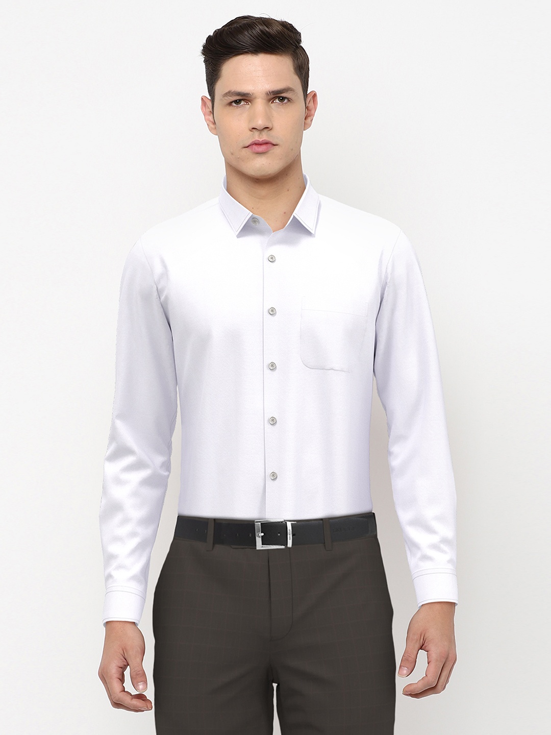 

Peter England Men White Solid Regular Fit Formal Shirt