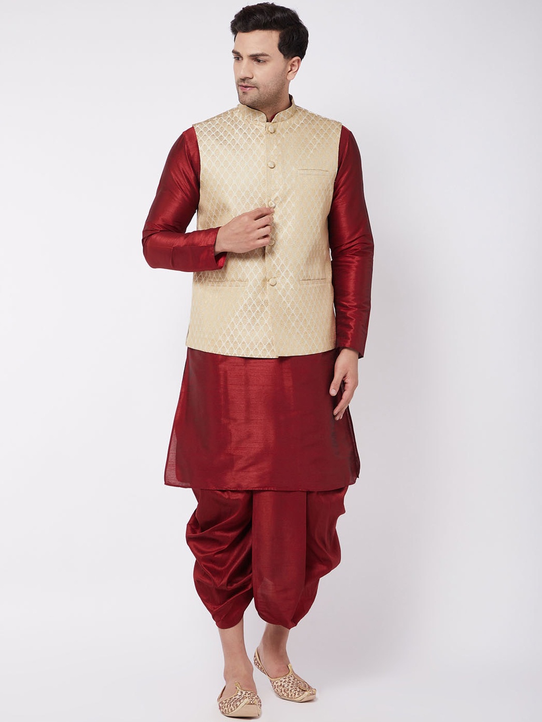 

VASTRAMAY Men Maroon Kurta with Dhoti Pants With Nehru Jacket