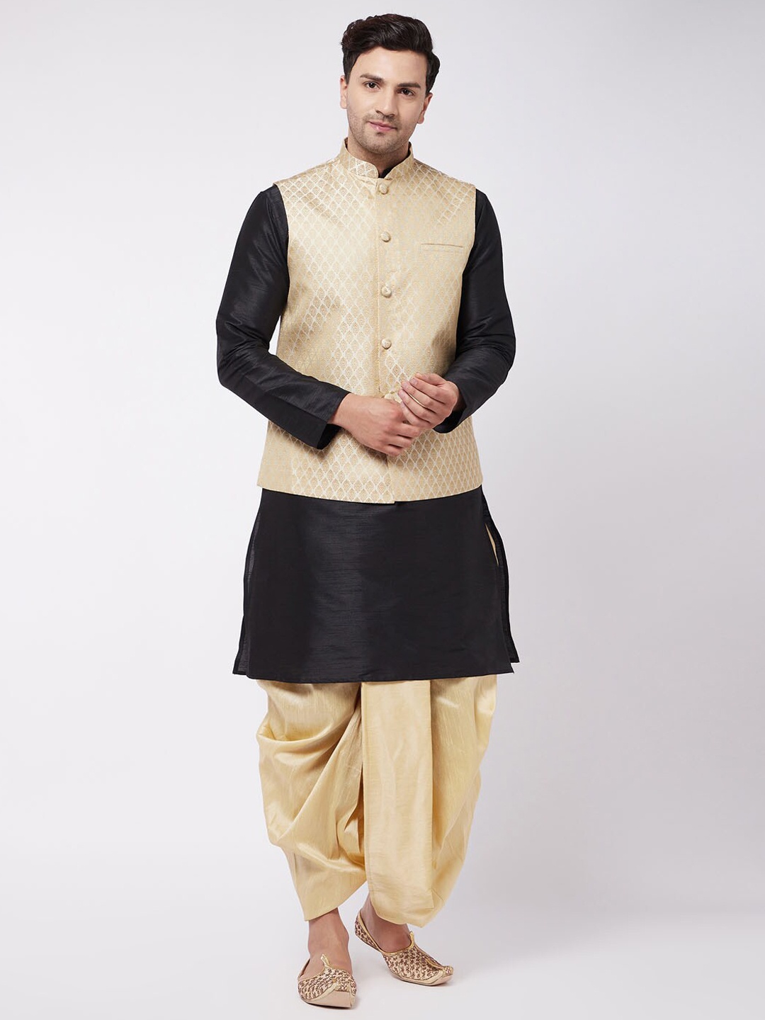 

VASTRAMAY Men Black Kurta with Dhoti Pants