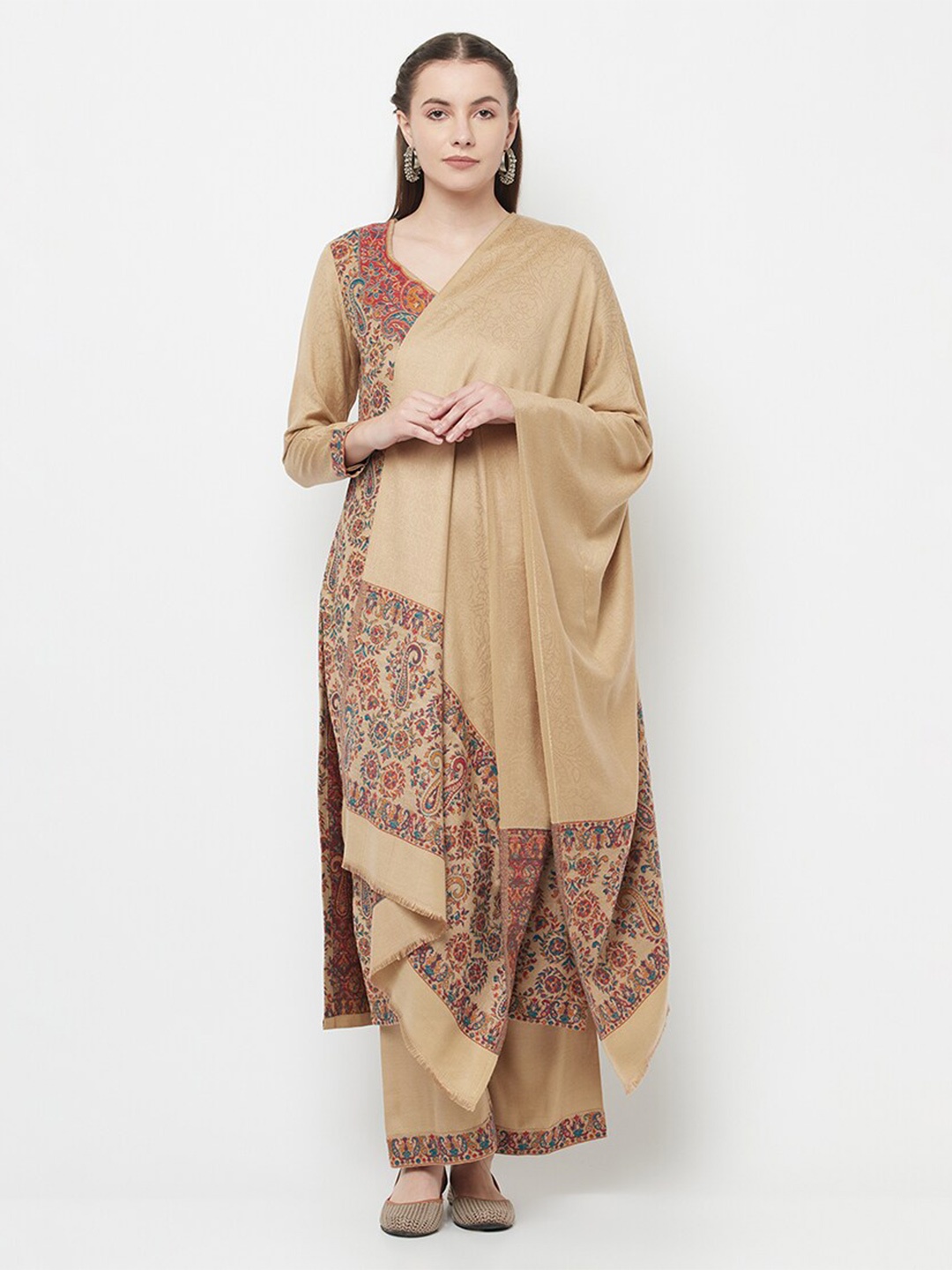 

Safaa Beige & Maroon Acrylic Wool Unstitched Dress Material
