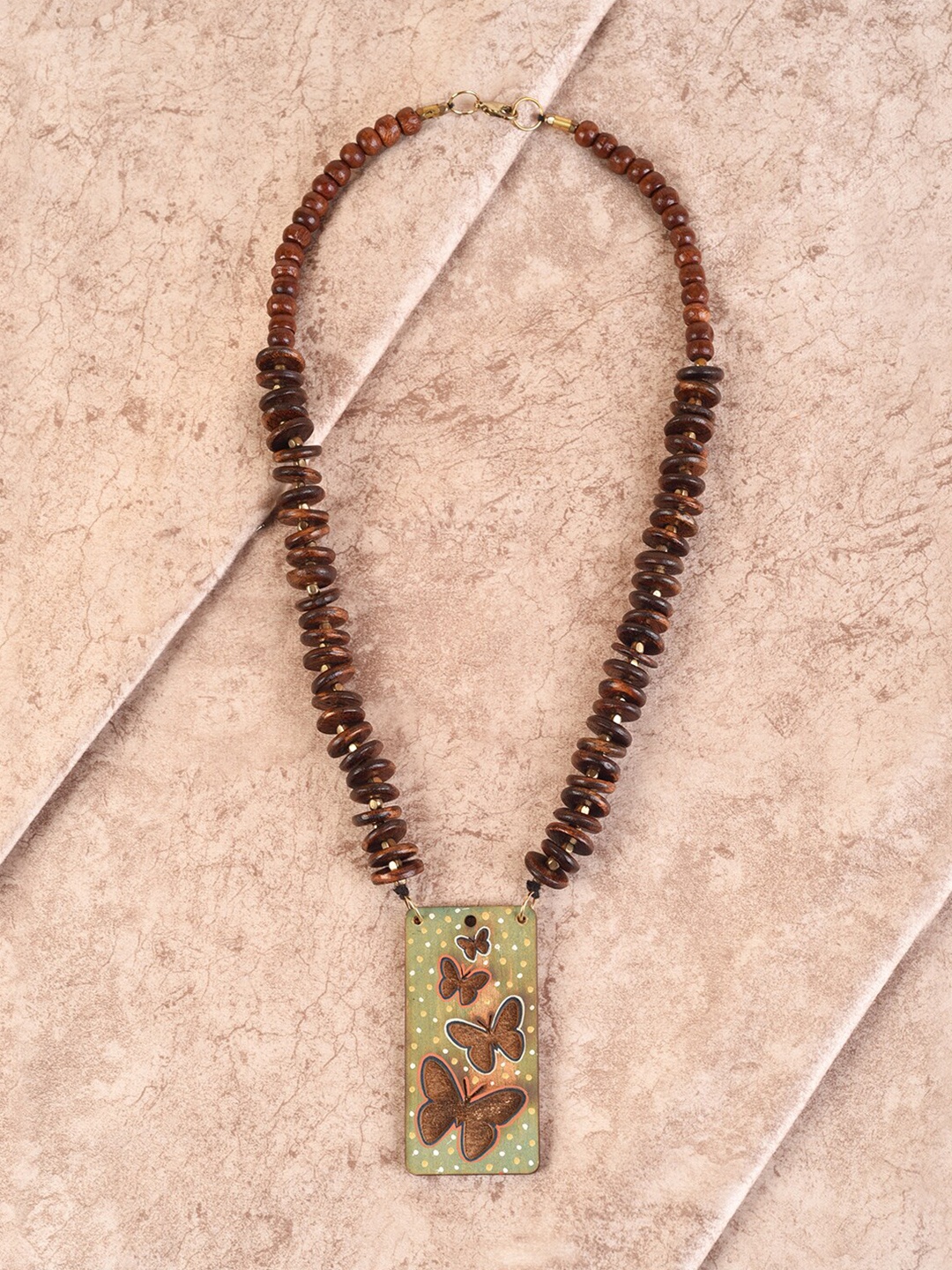 

AAKRITI ART CREATIONS Multicoloured Brass Tribal Necklace, Multi