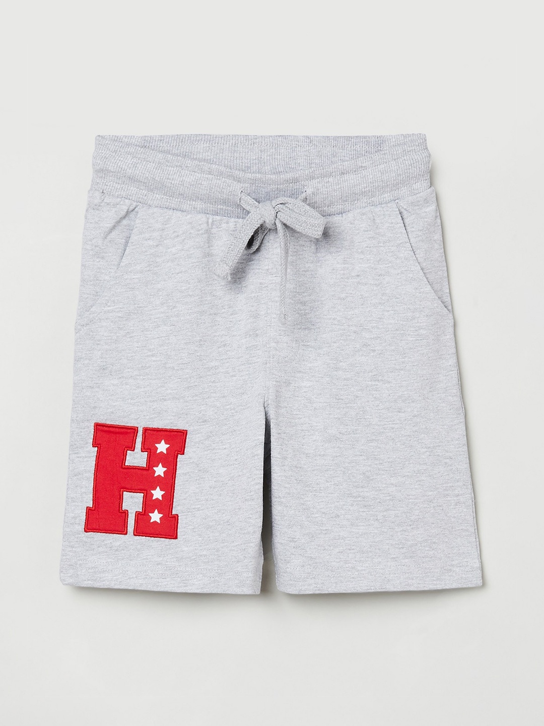 

max Boys Grey Solid Regular Shorts