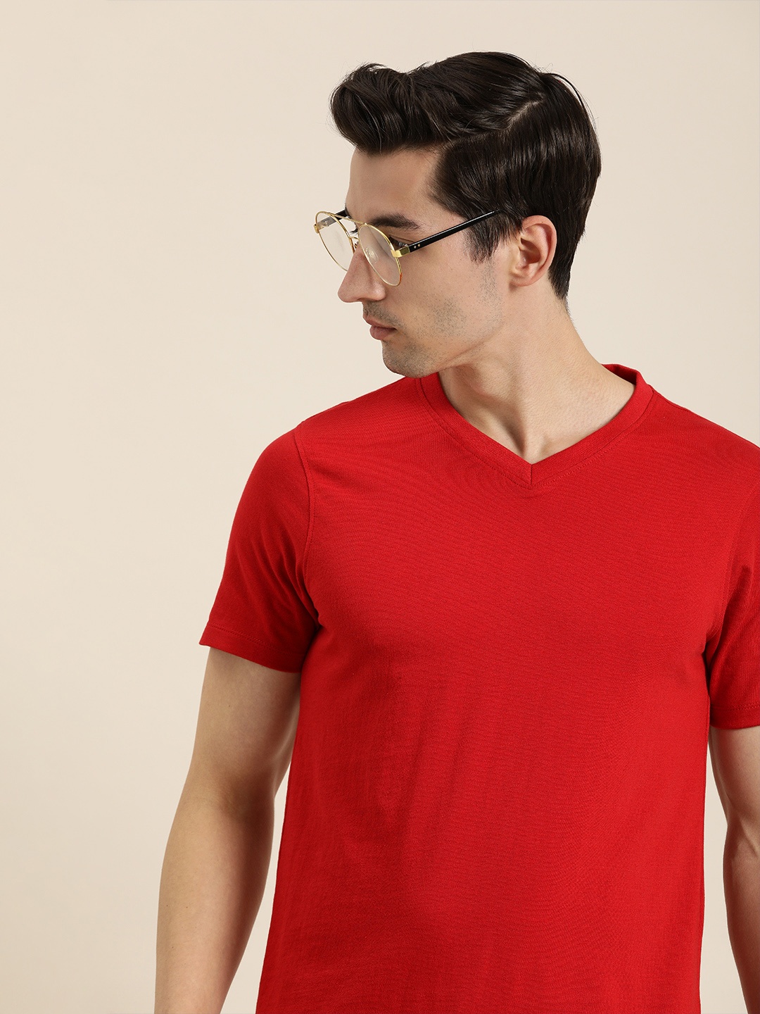 

ether Men Red Solid V-Neck Slim Fit T-shirt