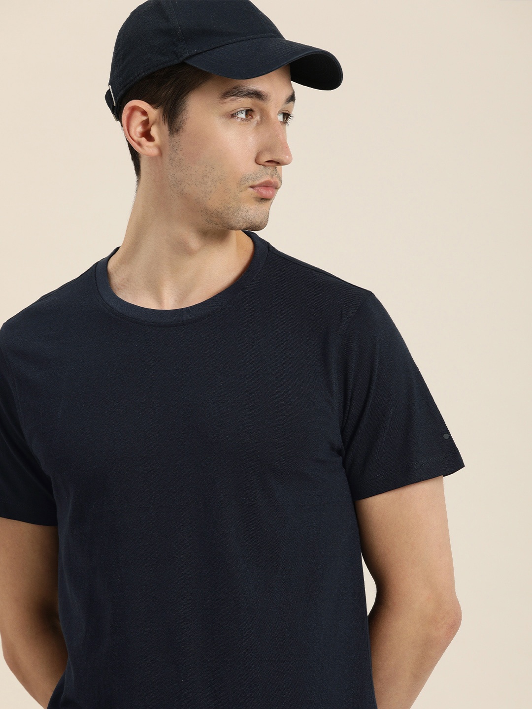 

ether Men Navy Blue Solid T-shirt