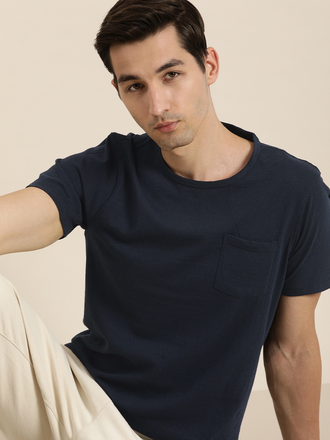 

ether Men Navy Blue Pocket Detail T-shirt