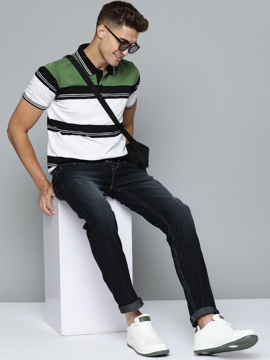 

HERE&NOW Men Black Slim Fit Light Fade Stretchable Jeans