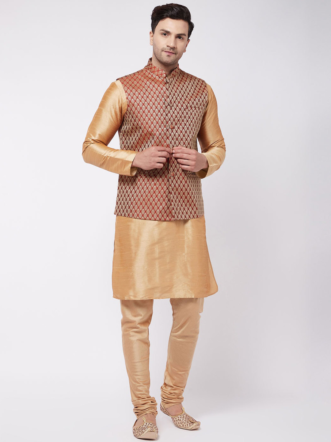 

VASTRAMAY Men Gold-Toned Kurta with Churidar & Nehru Jacket