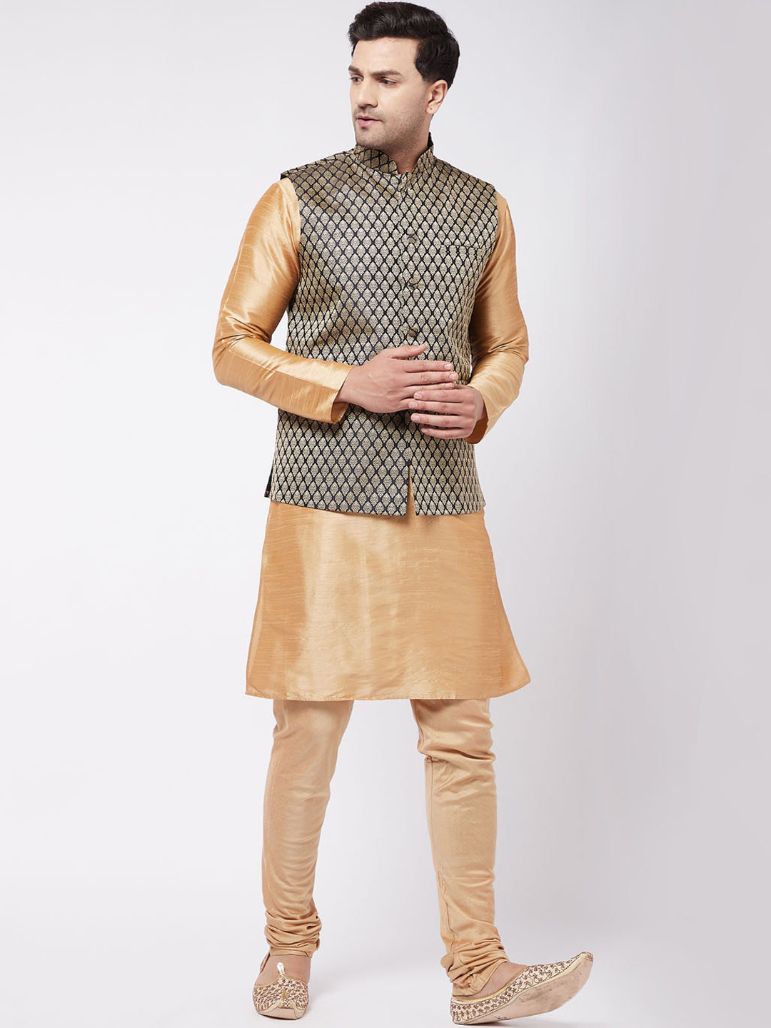 

VASTRAMAY Men Gold-Toned Kurta & Churidar With Nehru Jacket