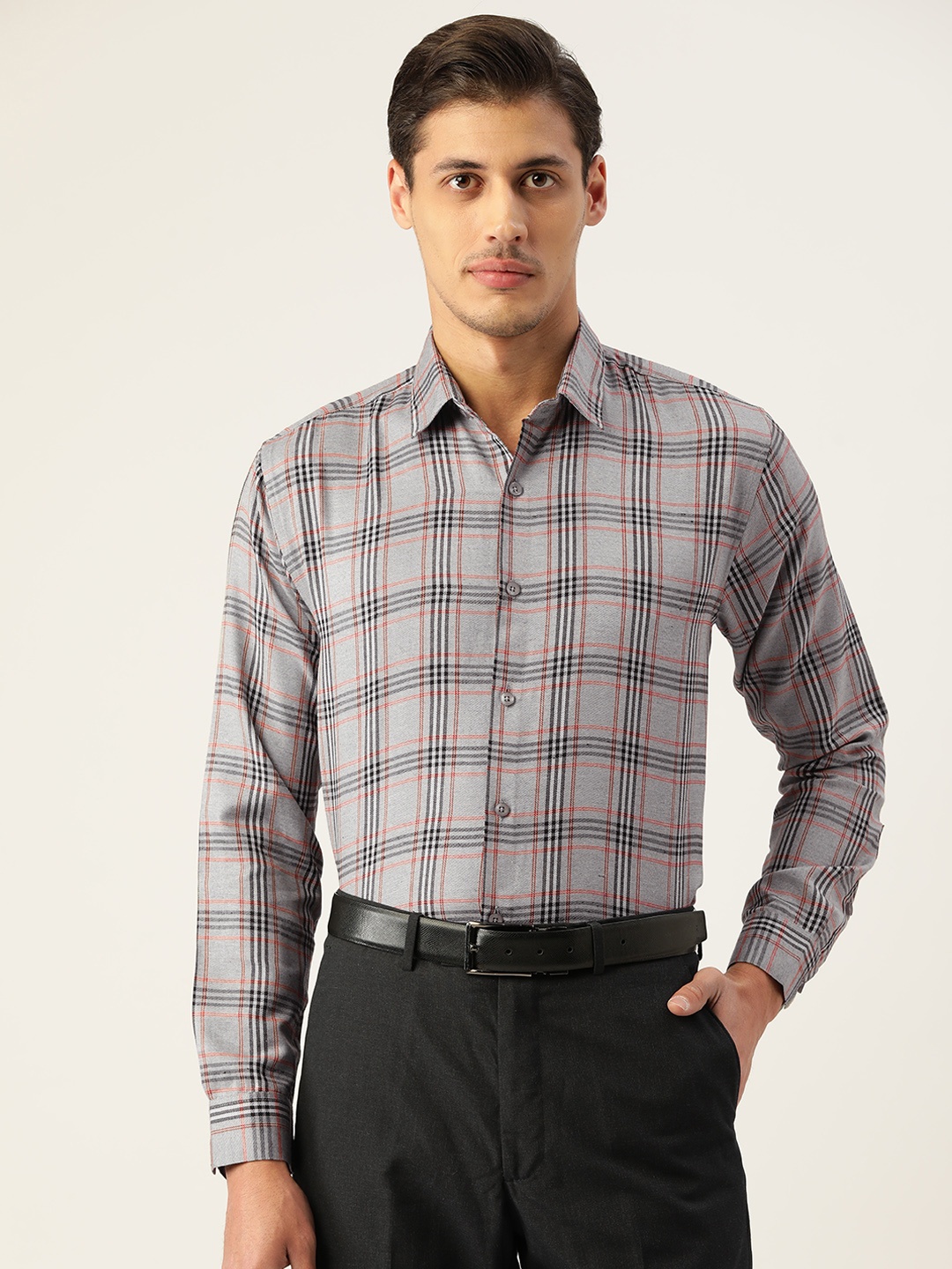 

JAINISH Men Grey & Maroon Pure Cotton Smart Fit Checked Formal Shirt