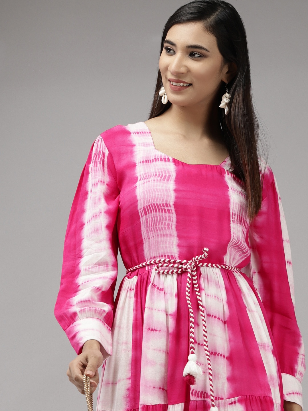 

Yufta Women Pink & White Tie and Dye Dyed Maxi Dress With a Belt