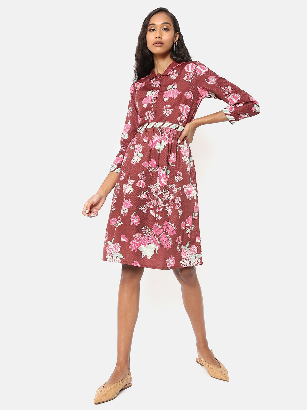 

Saaki Brown Floral Dress