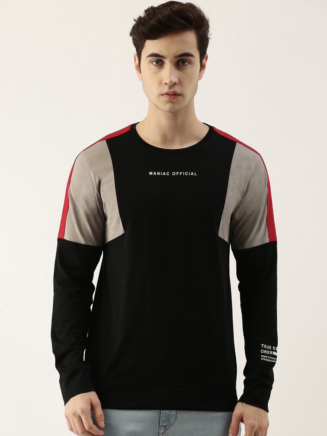 

Maniac Men Black Colourblocked Pure Cotton Slim Fit T-shirt