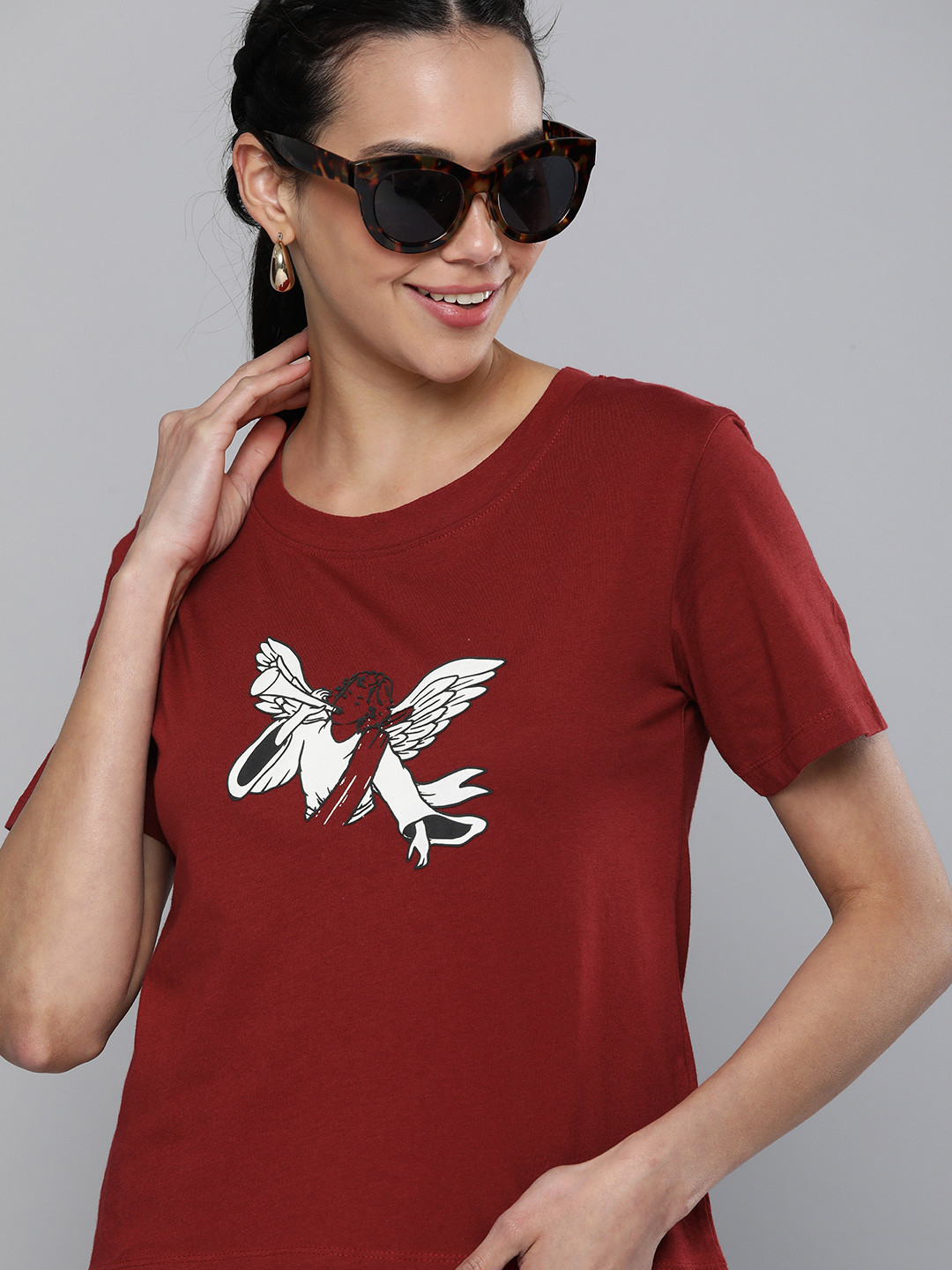 

HERE&NOW Women Maroon Graphical Printed Casual T-shirt
