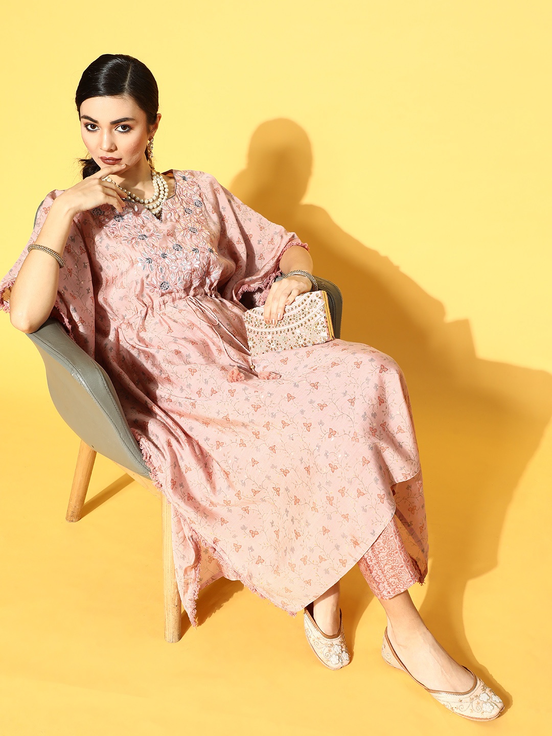 

DIVYANK Pink Silk Blend Kaftan Kurta Set