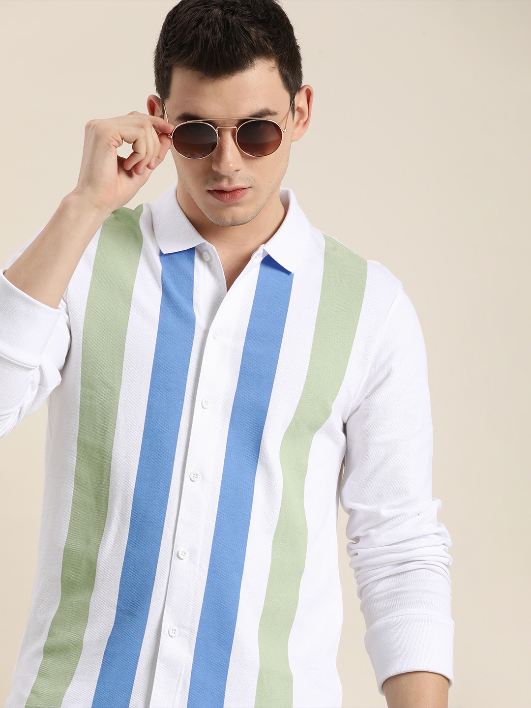 

Moda Rapido Men White & Green Striped Pure Cotton Polo Collar T-shirt