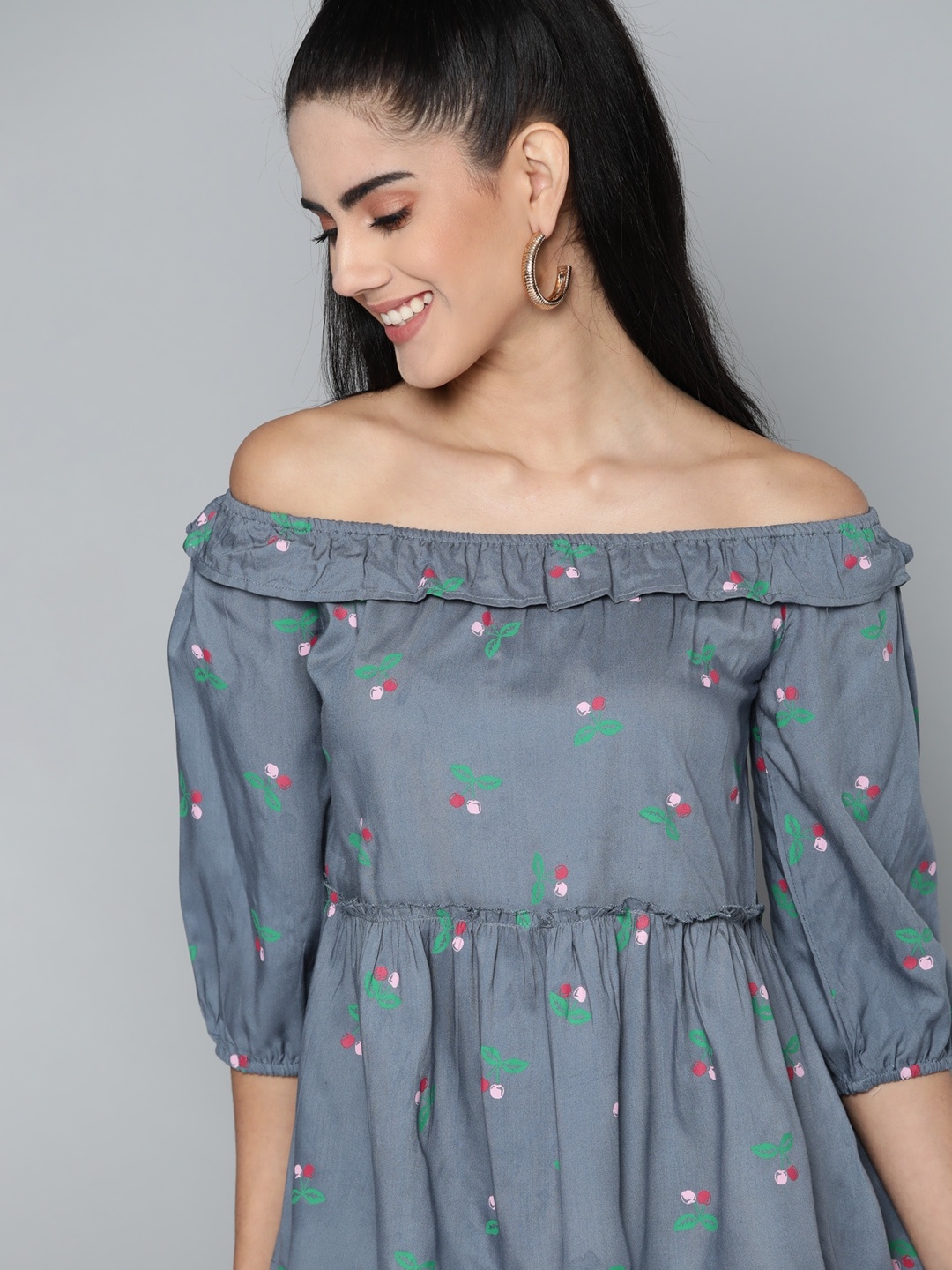 

HERE&NOW Blue Floral Print Off-Shoulder Ruffles Top