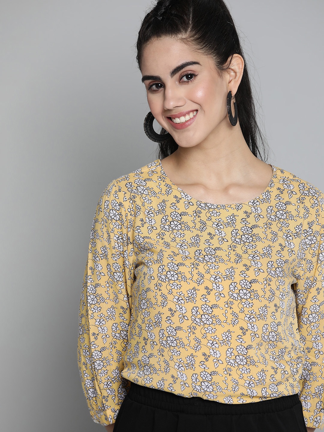 

HERE&NOW Yellow & White Floral Print Top