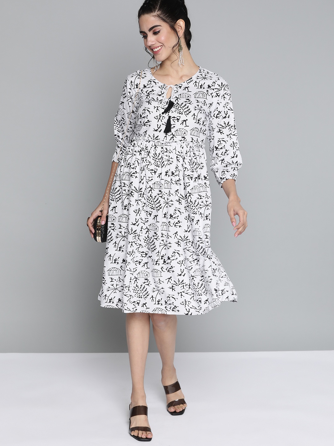 

HERE&NOW White & Black Tribal Printed Tie-Up Neck A-Line Midi Dress