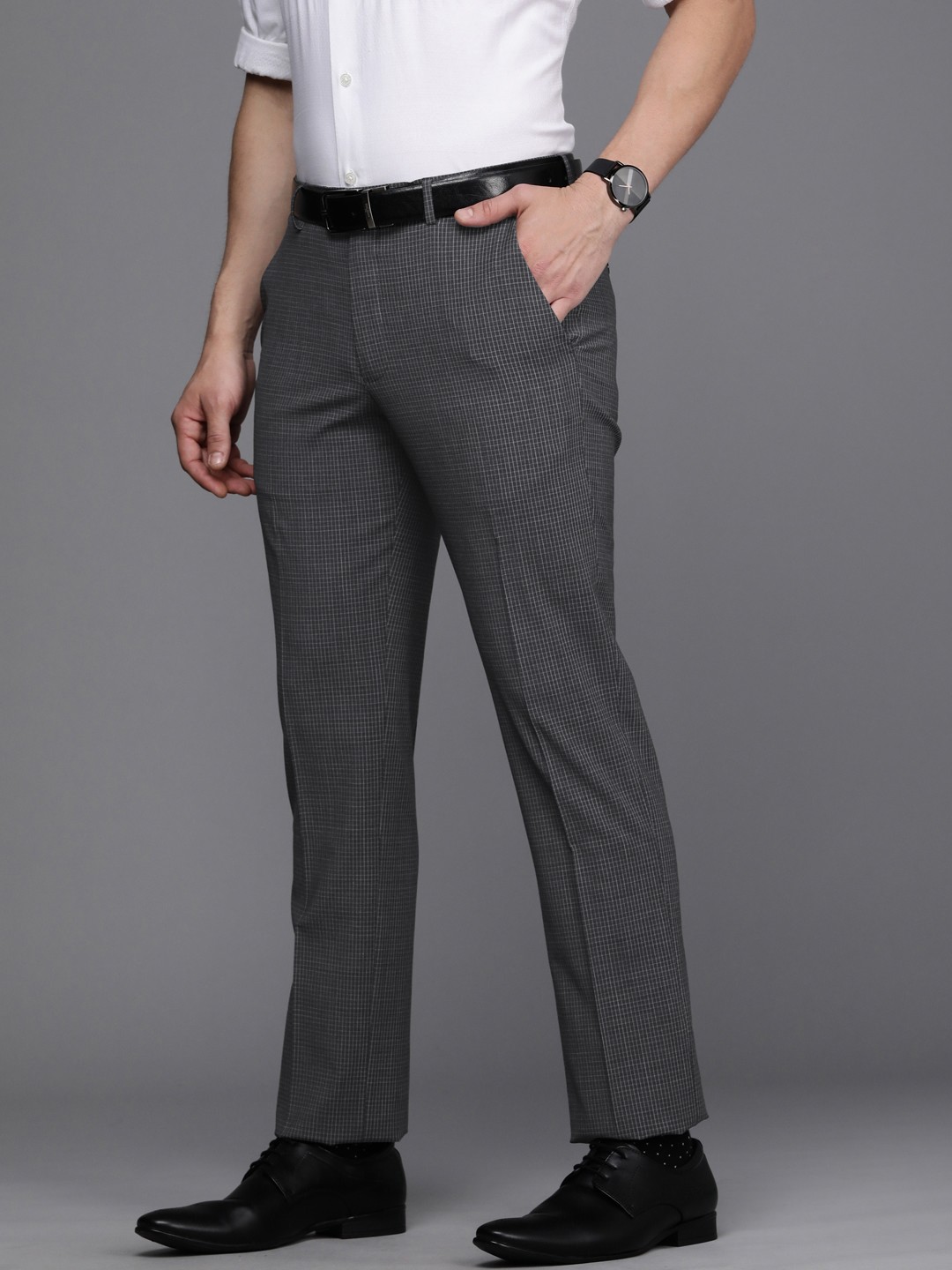 

Louis Philippe Men Grey Checked Slim Fit Formal Trousers