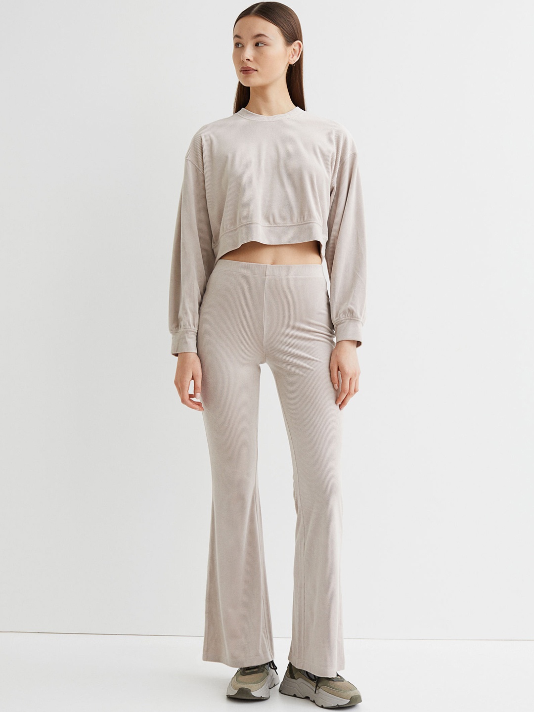 

H&M Women Grey Ribbed Velour Leggings