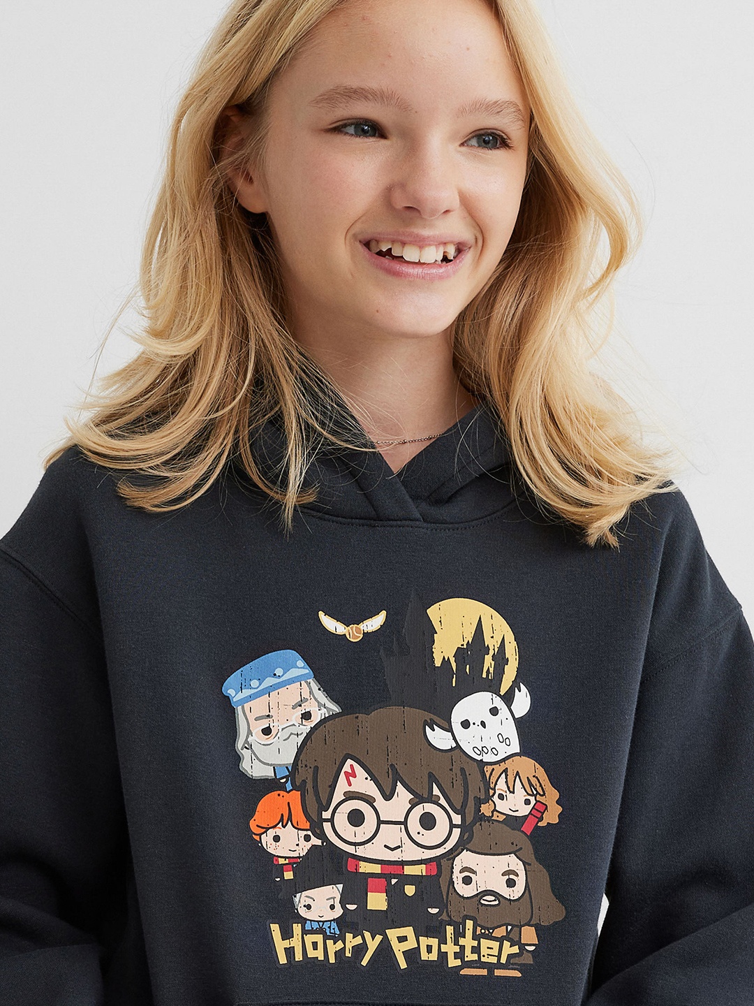 

H&M Girls Grey Oversized printed hoodie