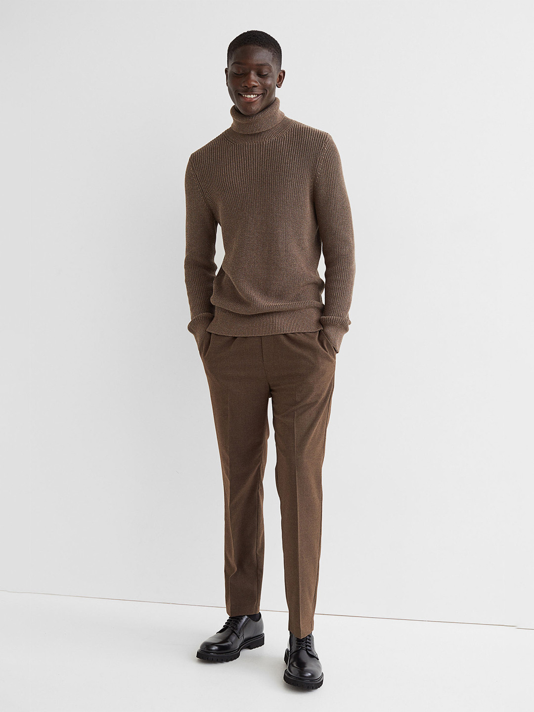 

H&M Men Brown Solid Regular Fit Polo-Neck Jumper