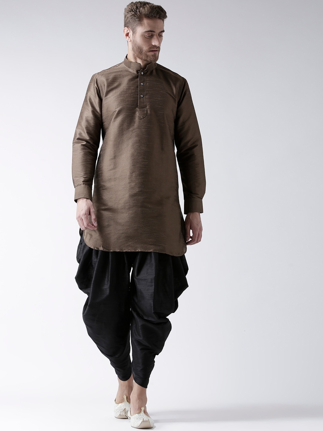 

DEYANN Men Brown Dupion Silk Kurta with Dhoti Pants