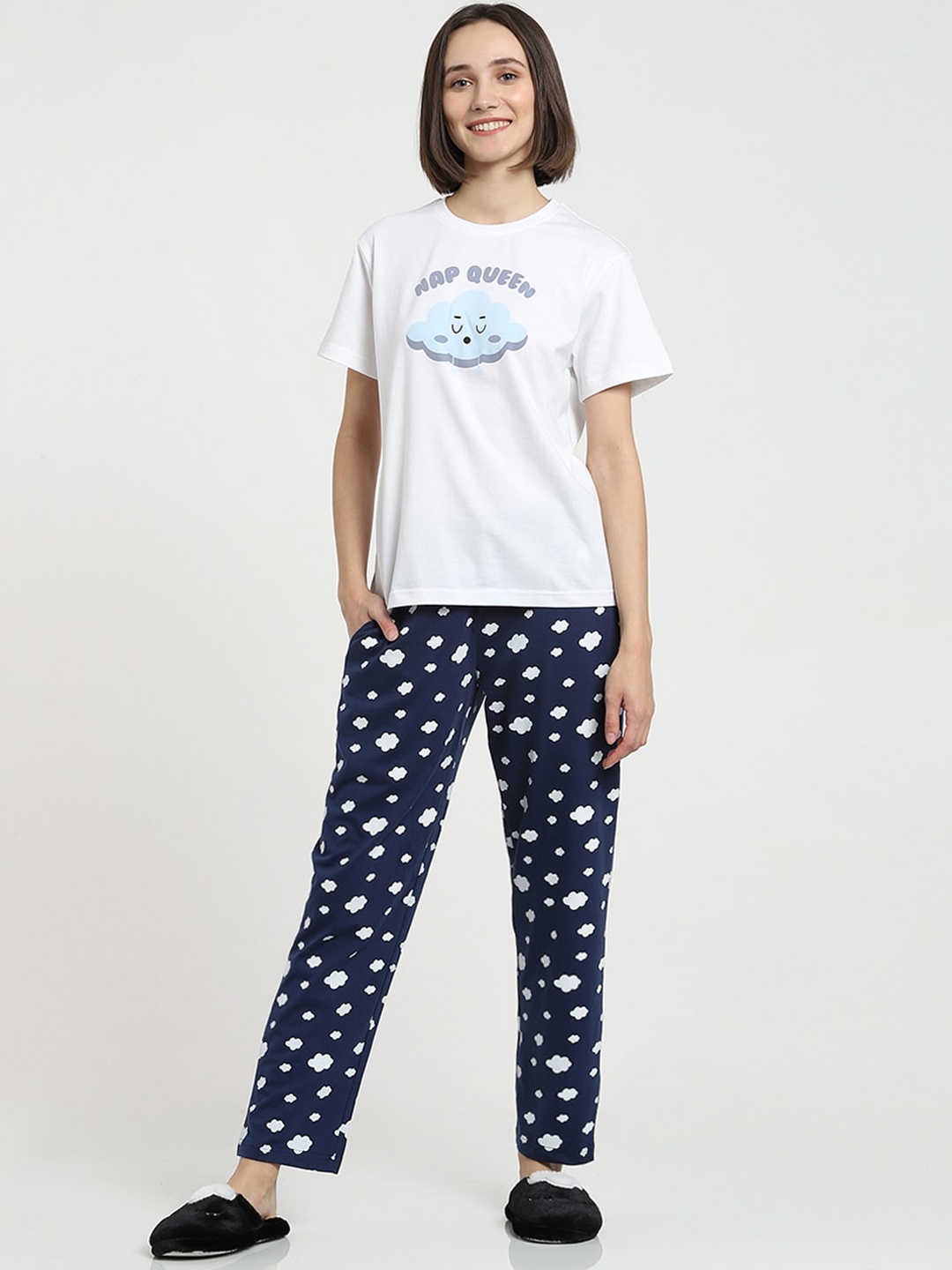 

Bewakoof Women White Printed Night Suit