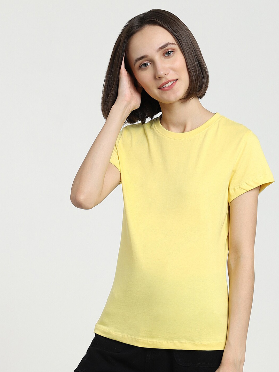 

Bewakoof Women Yellow Solid Regular Fit T-shirt